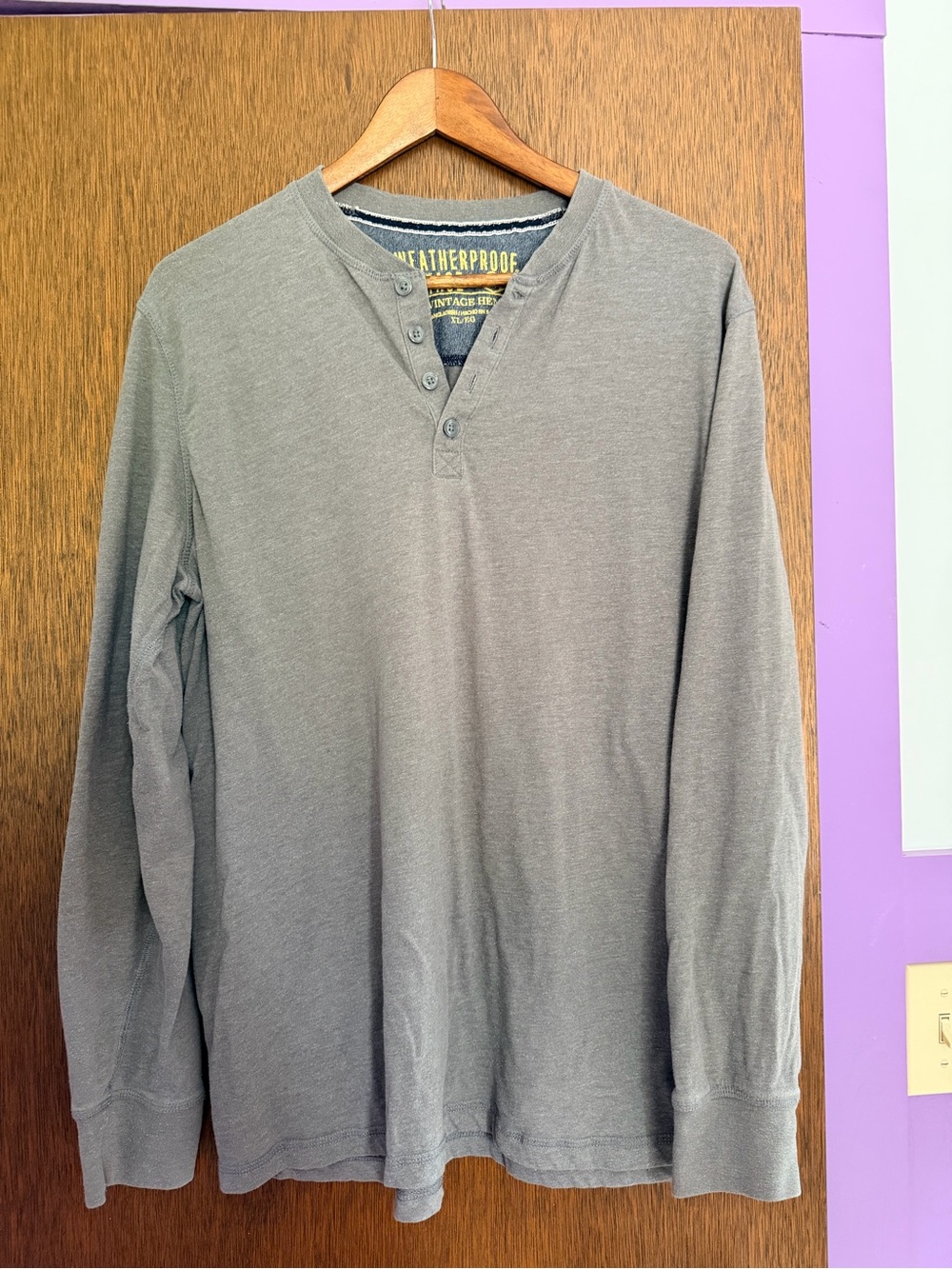 Long Sleeve Shirt - Gray